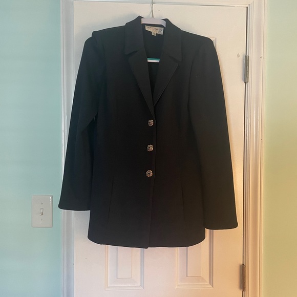 St. John Collection Suit with jacket, skirt, tank top, and pants. Perfect cond. - Picture 8 of 8